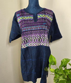XL Unisex Shirt – Purple Geometric